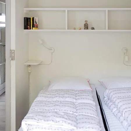 7 Person In Aabenraa-by Traum 奥本罗